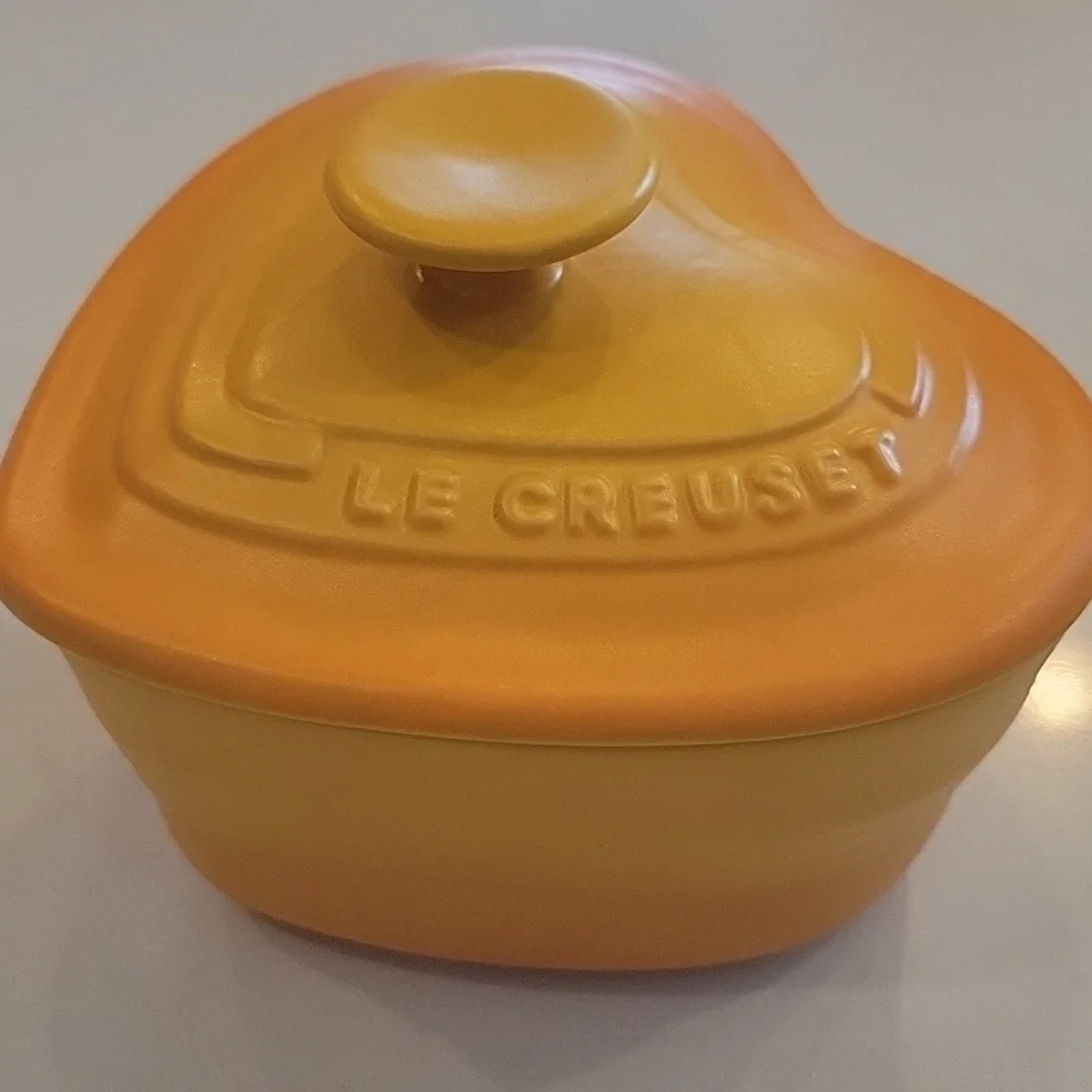 Le Creuset Sunburst Orange Gold Matte Heart